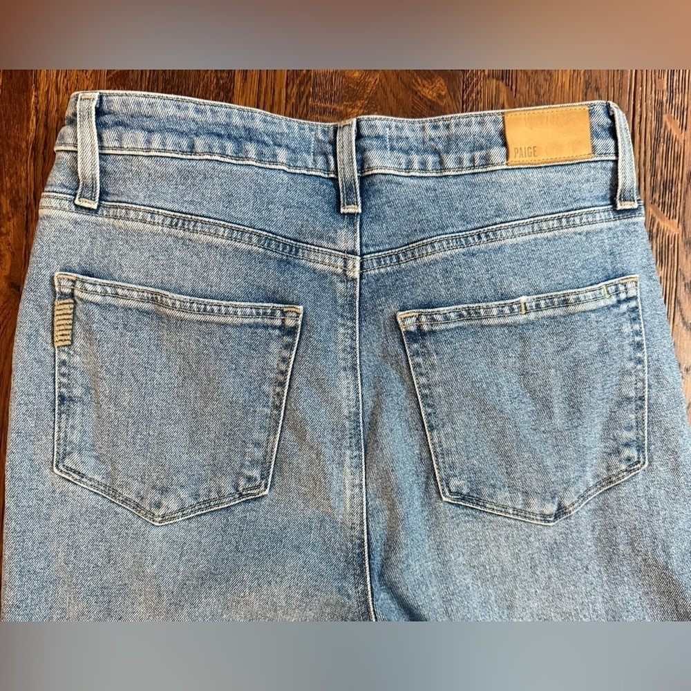 PAIGE Sold Out Stella High-Rise Straight Leg Jean in Light Wash (Leela) Size 29 - Picture 11 of 12